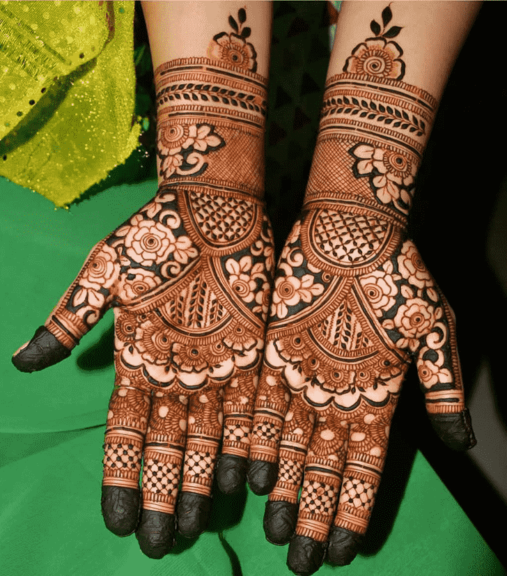 Graceful Shimla Henna Design