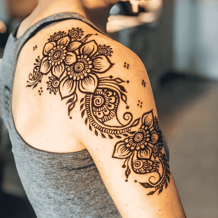 Shapely Shoulder Henna design