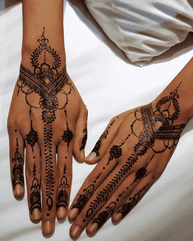 Grand sialkot Henna Design