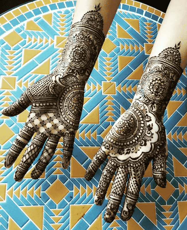 Magnetic sialkot Henna Design