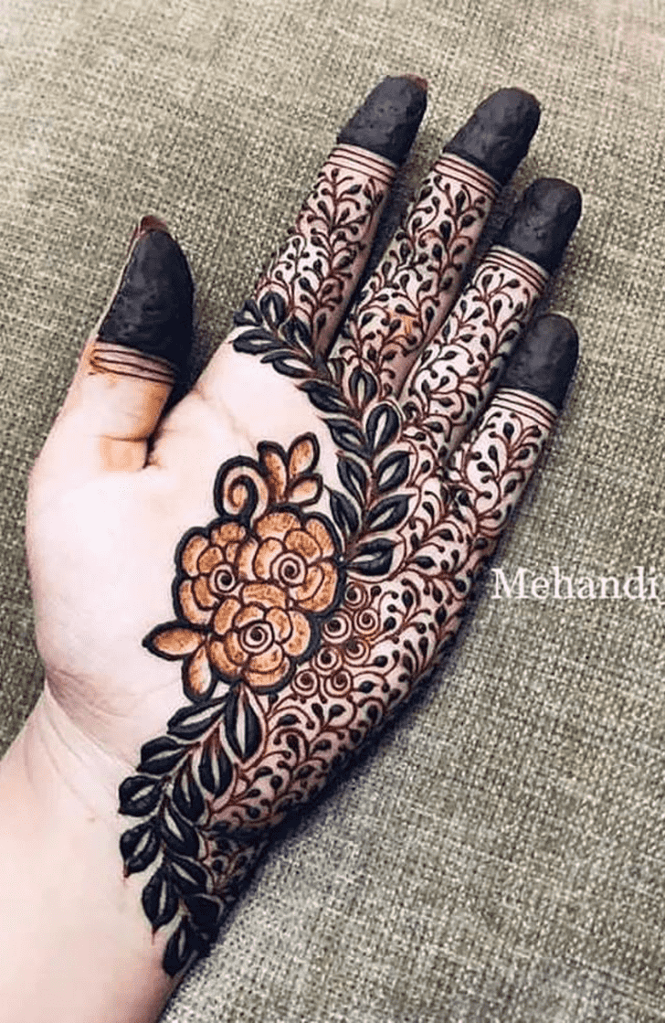 Graceful Side Henna Design