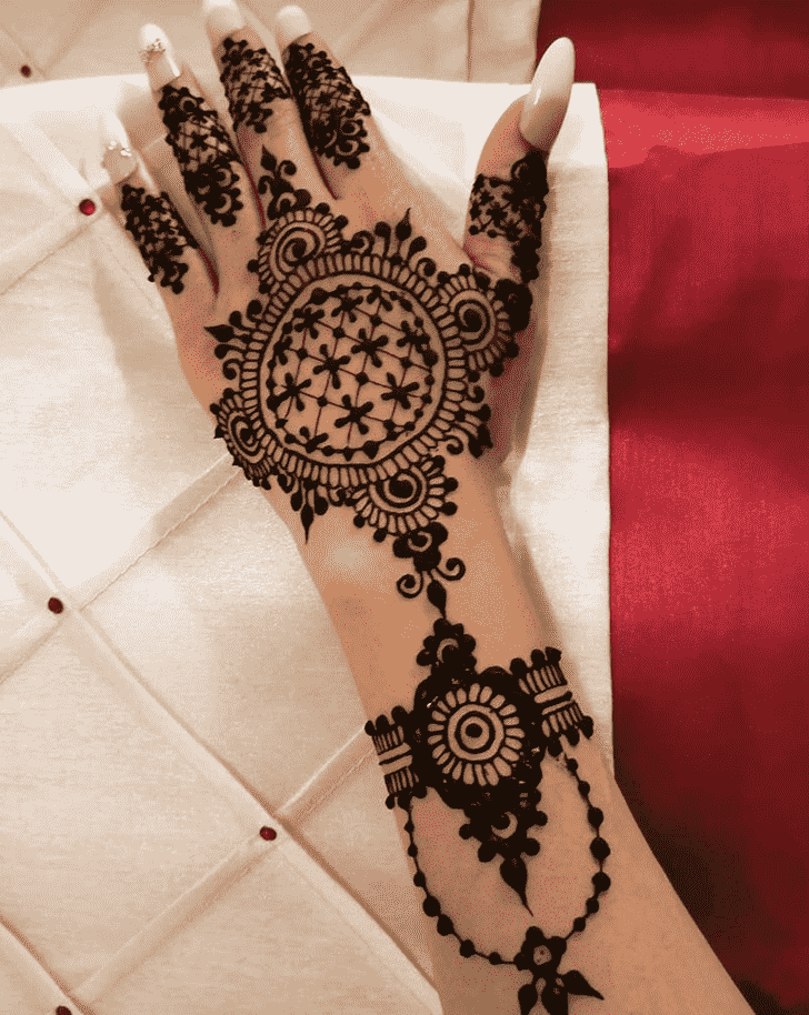 Grand Simple Henna design