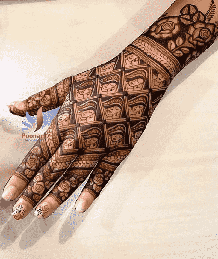 Inviting Simple Henna design