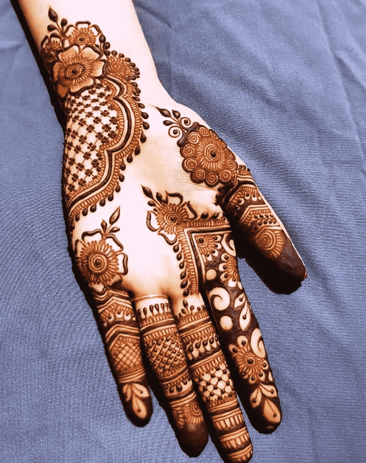 Shapely Simple Henna design