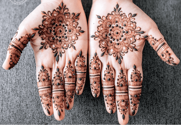 Arm Simple Palm Henna Design