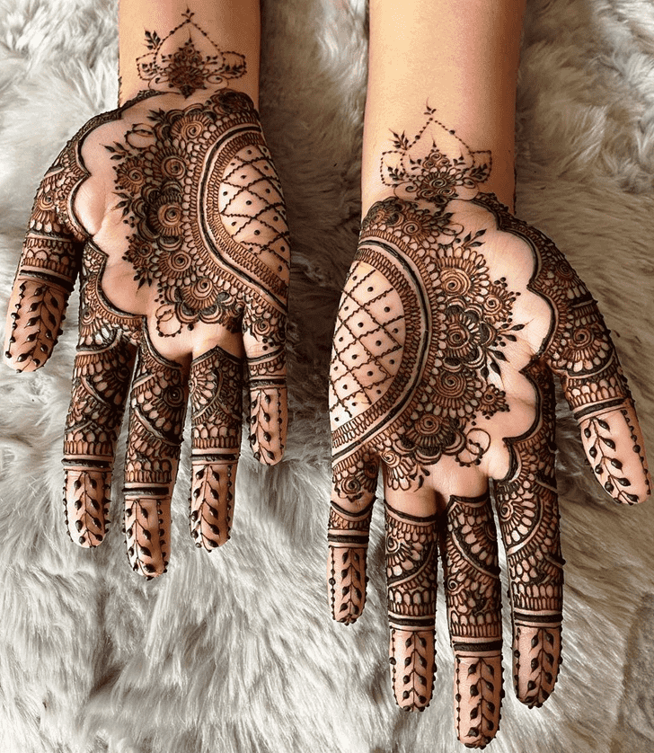 Exquisite Simple Palm Henna Design