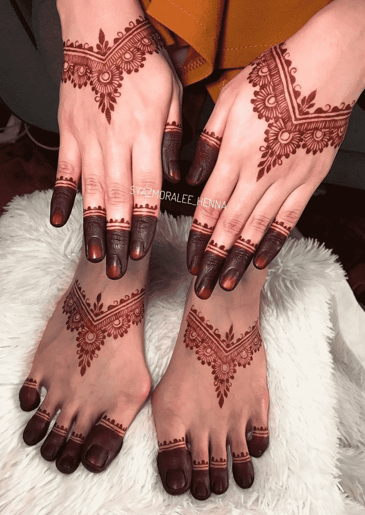 Elegant Singapore Henna Design