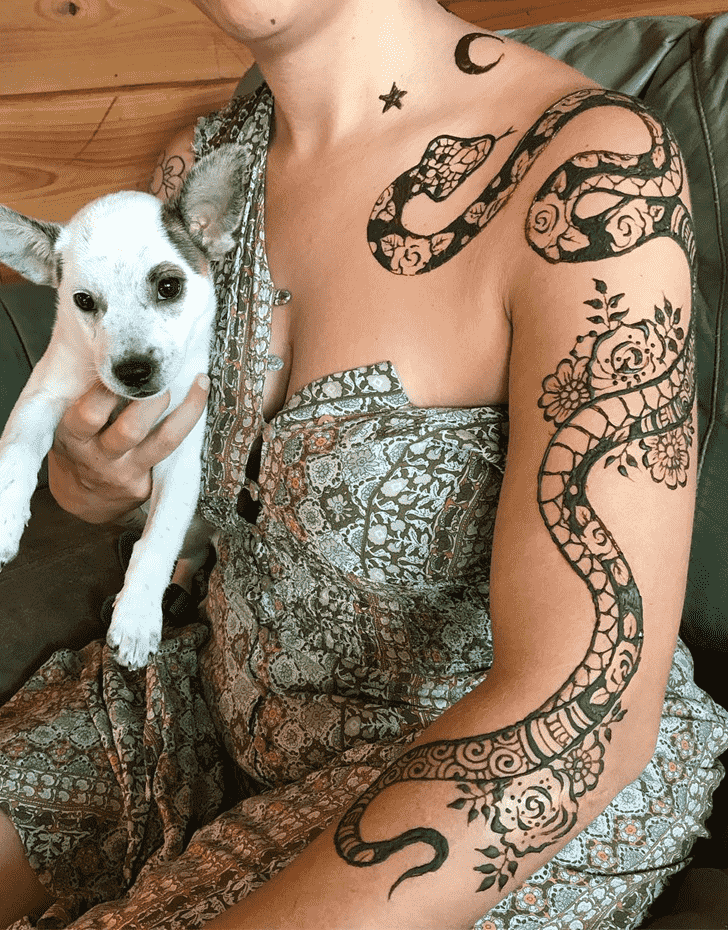 Delicate Snake Henna Design