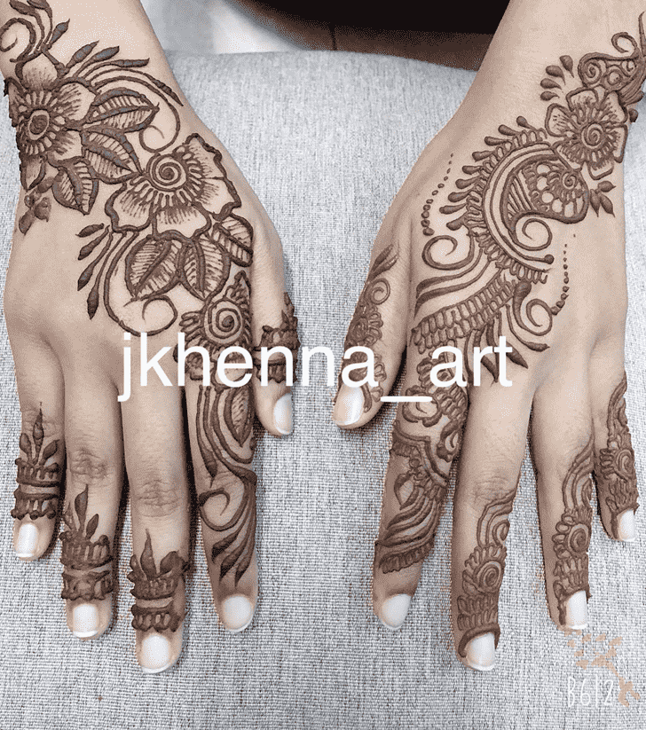 Excellent Solang Valley Henna Design