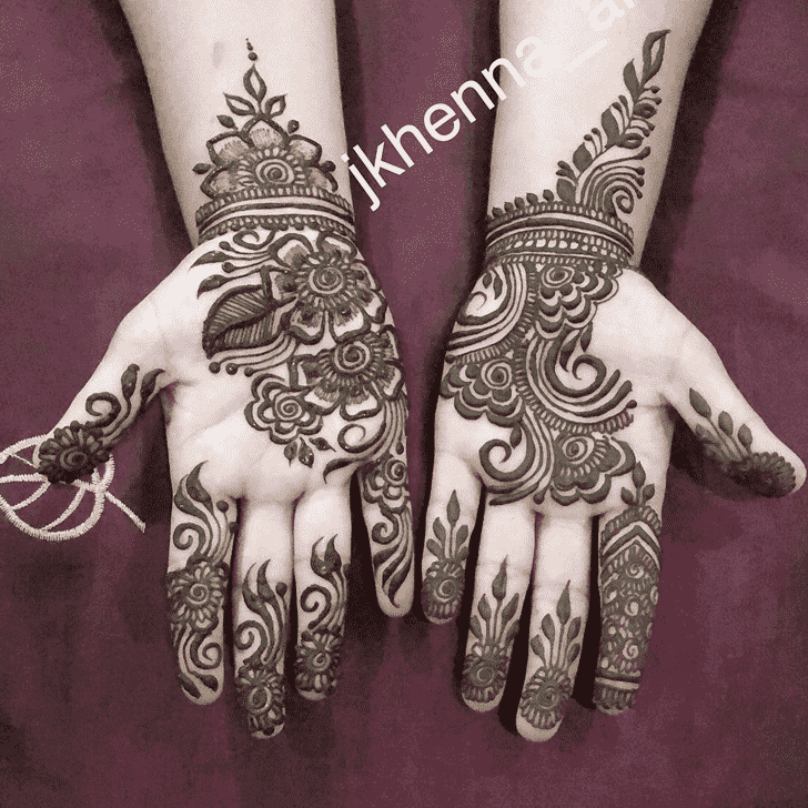 Awesome Solang Valley Henna Design