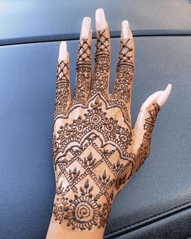 Appealing South Indian Henna Design