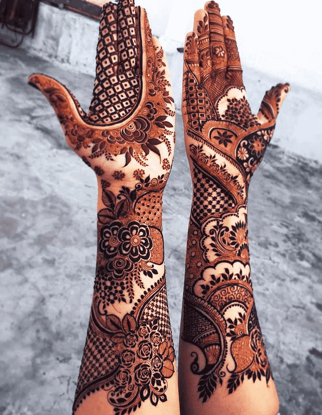 Comely South Indian Henna Design