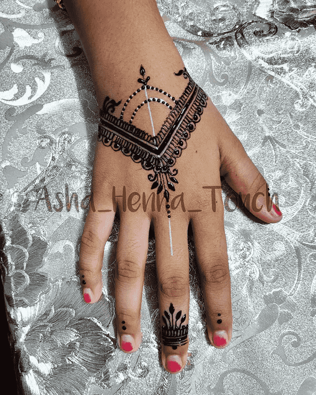 Refined South Indian Henna Design