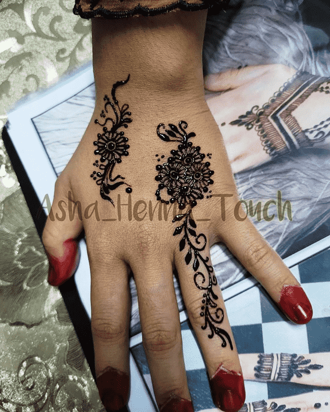 Resplendent South Indian Henna Design