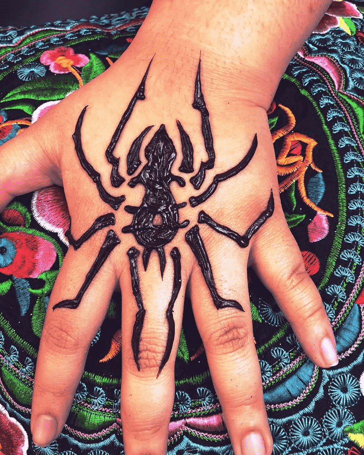 Fair Spider Henna design