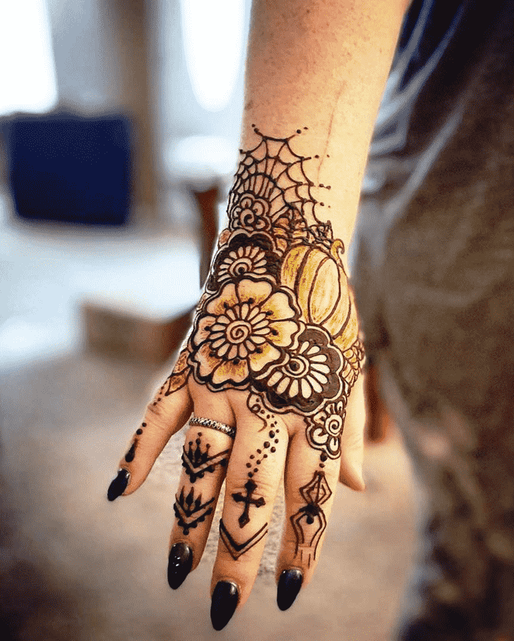 Gorgeous Spider Henna design