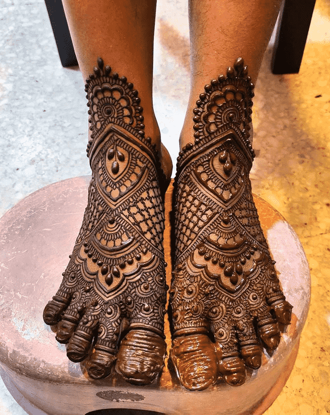 Alluring Srinagar Henna Design