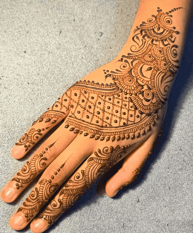 Elegant Srinagar Henna Design