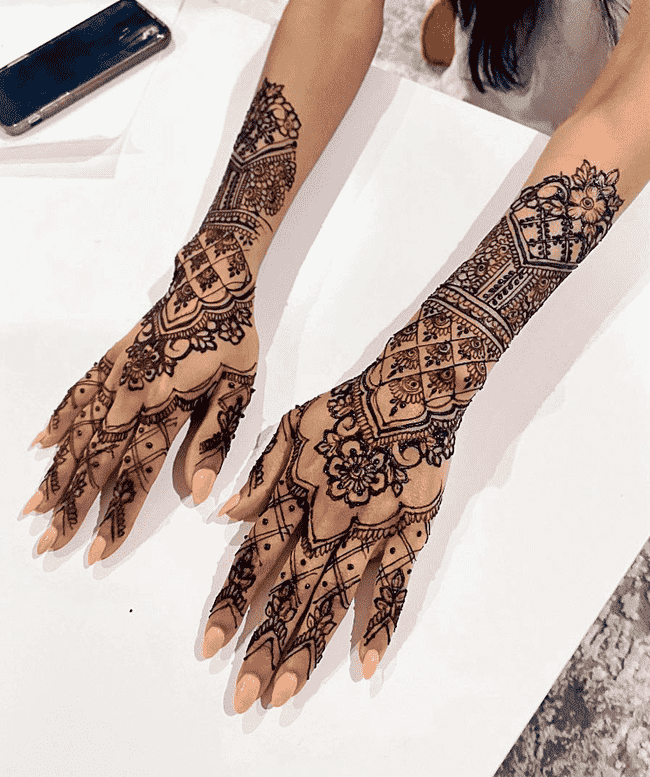 Exquisite Srinagar Henna Design