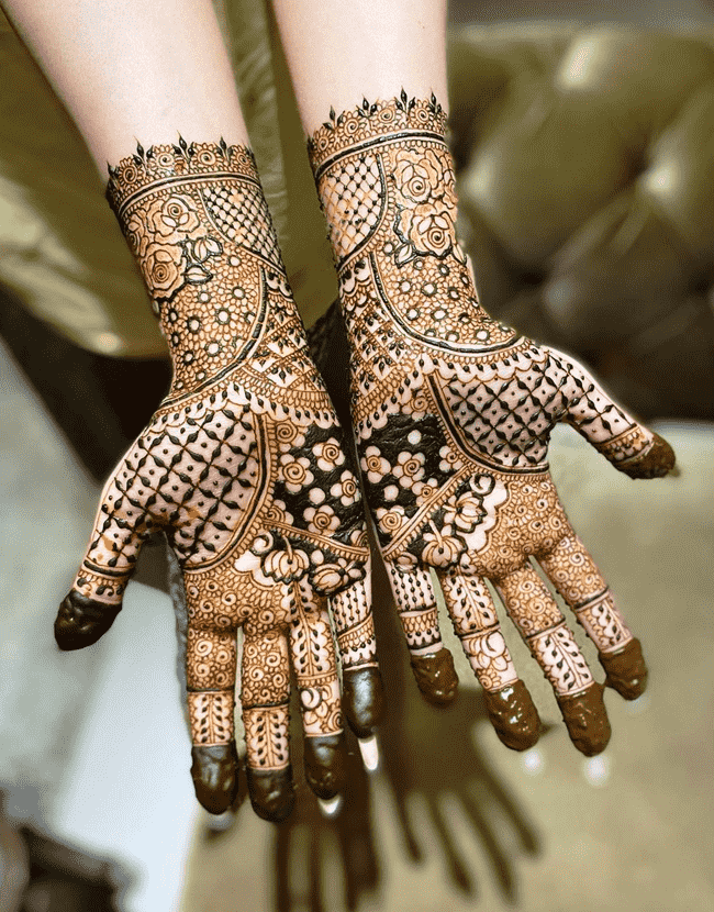 Fair Srinagar Henna Design