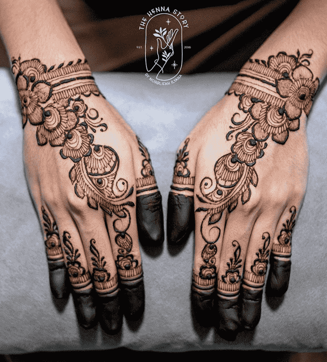 Awesome Srinagar Henna Design