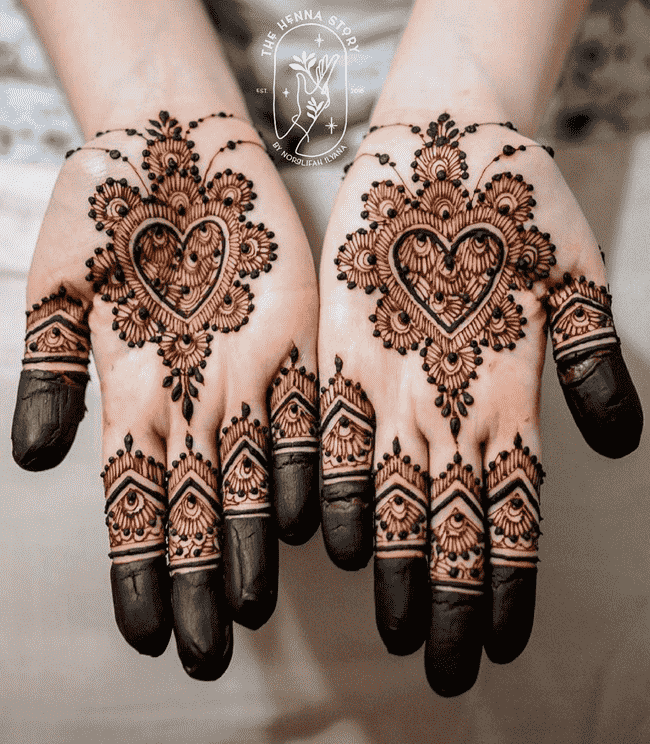 Pretty Srinagar Henna Design