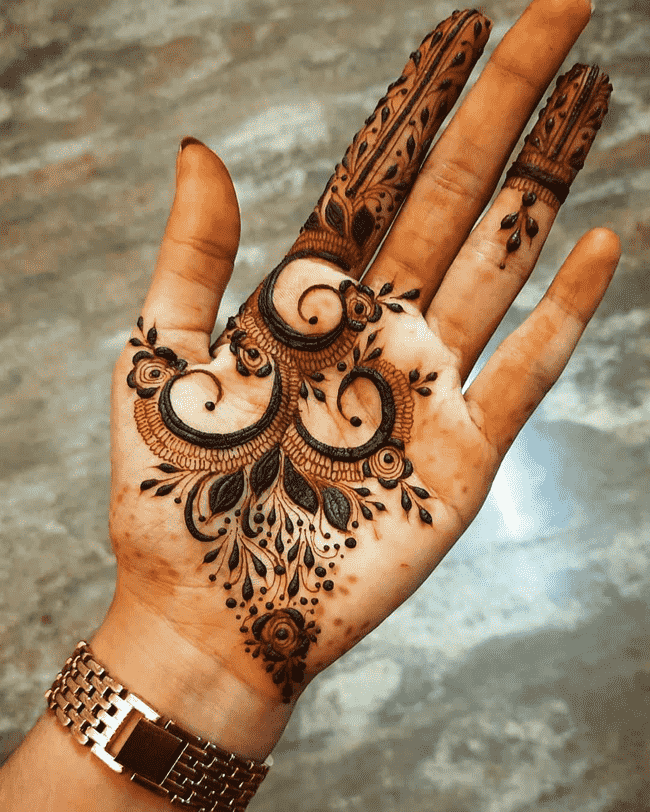 Radiant Srinagar Henna Design