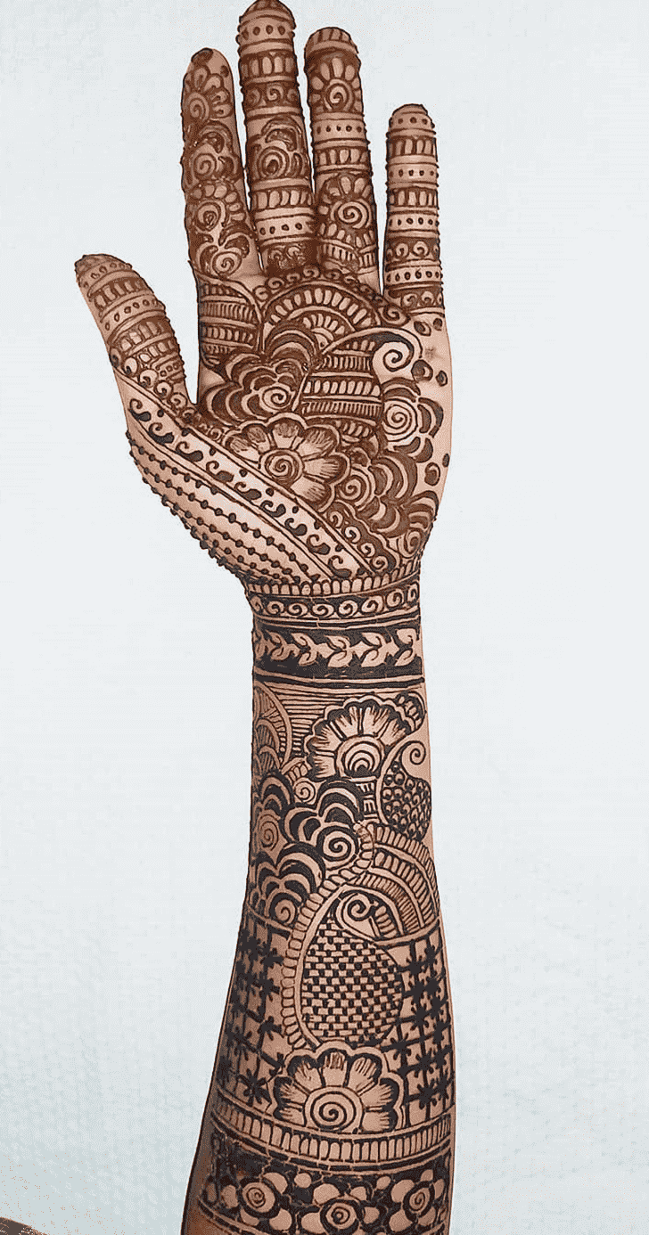 Nice Stunning Henna design