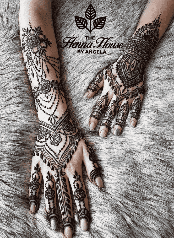 Ravishing Stunning Henna design