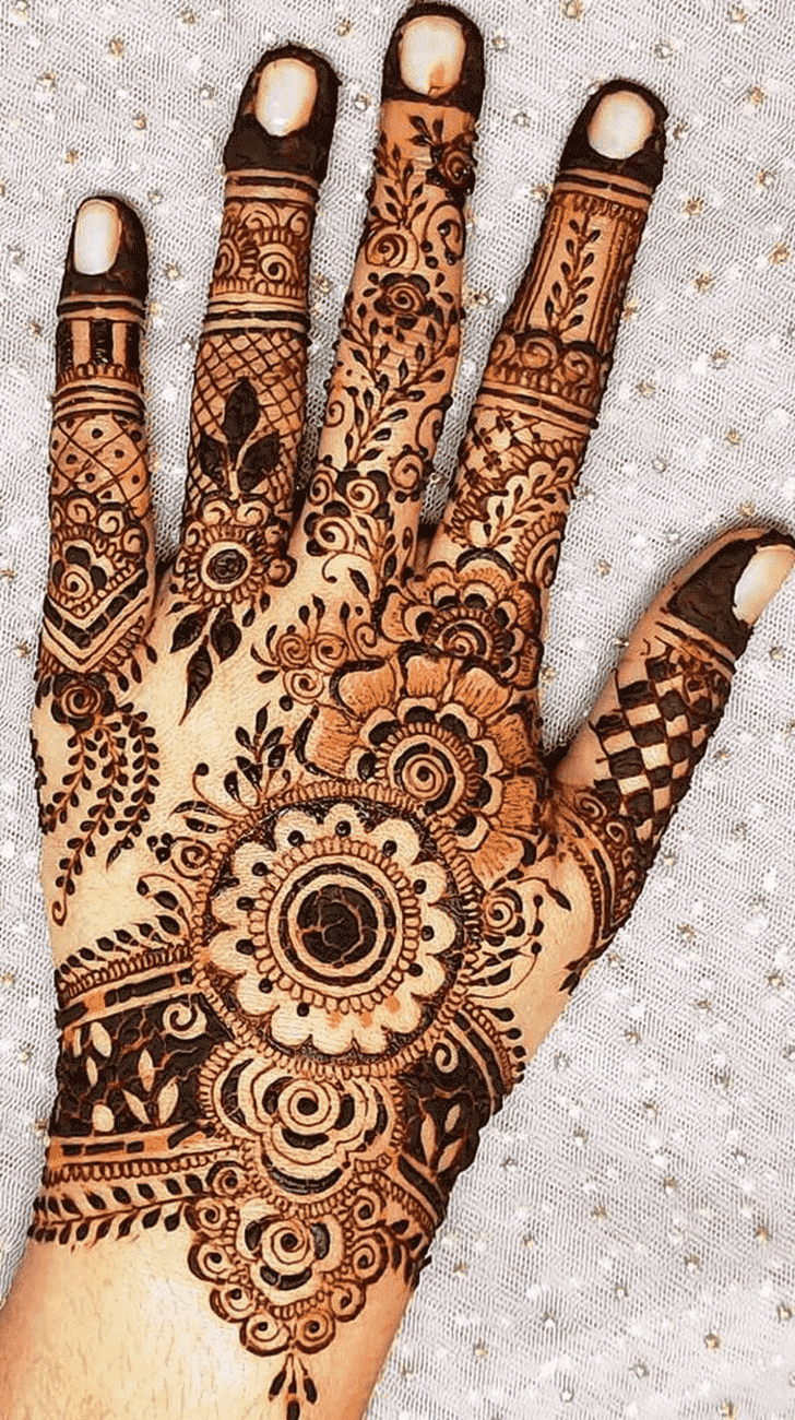 Delicate Stylish Henna Design