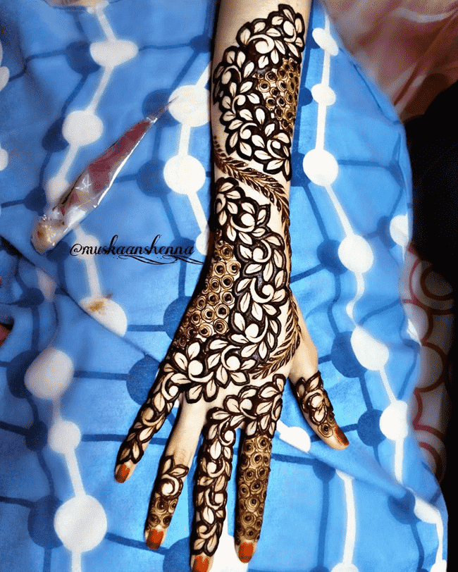 Comely Sukkur Henna Design