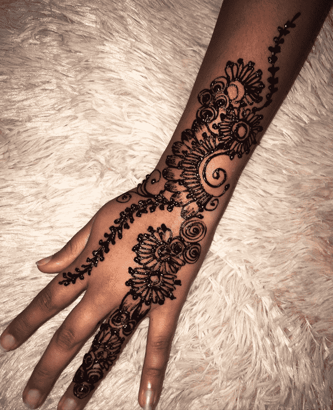Pleasing Sukkur Henna Design
