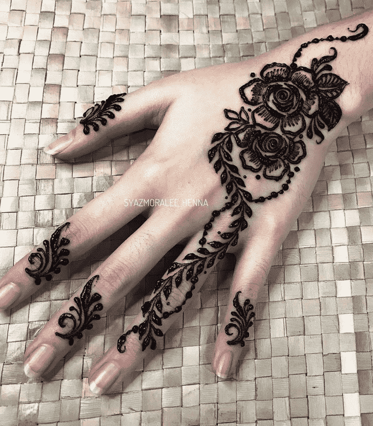 Beauteous Surat Henna Design