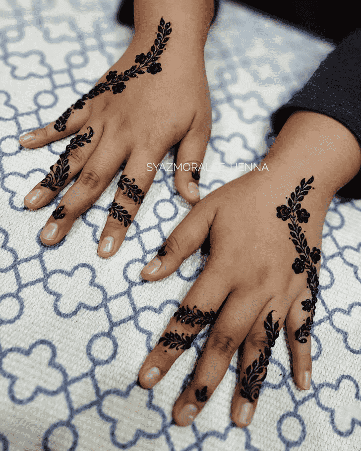 Dazzling Surat Henna Design