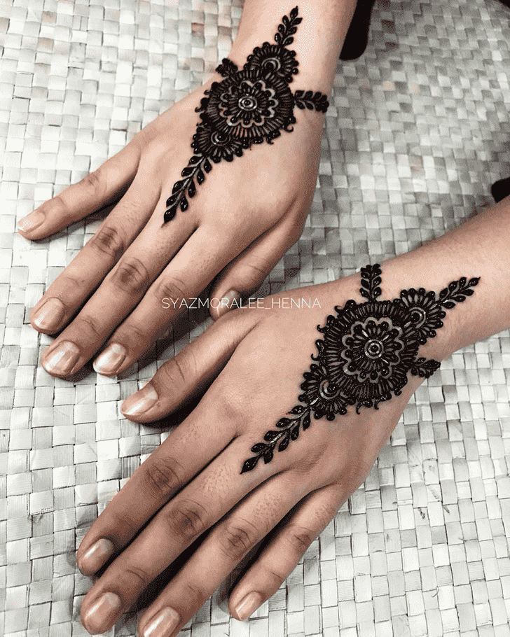 Gorgeous Surat Henna Design