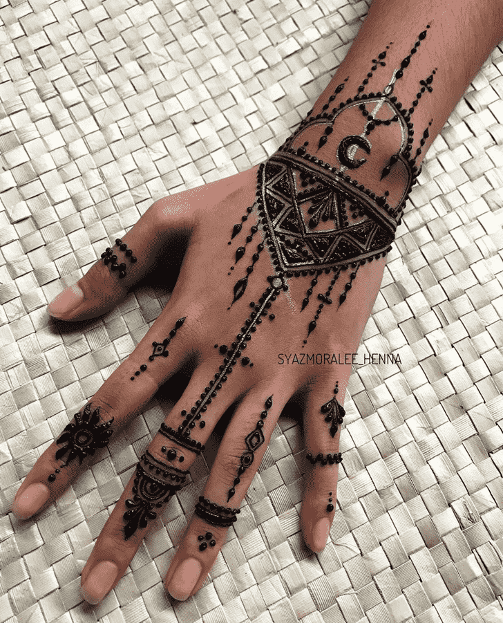Awesome Surat Henna Design