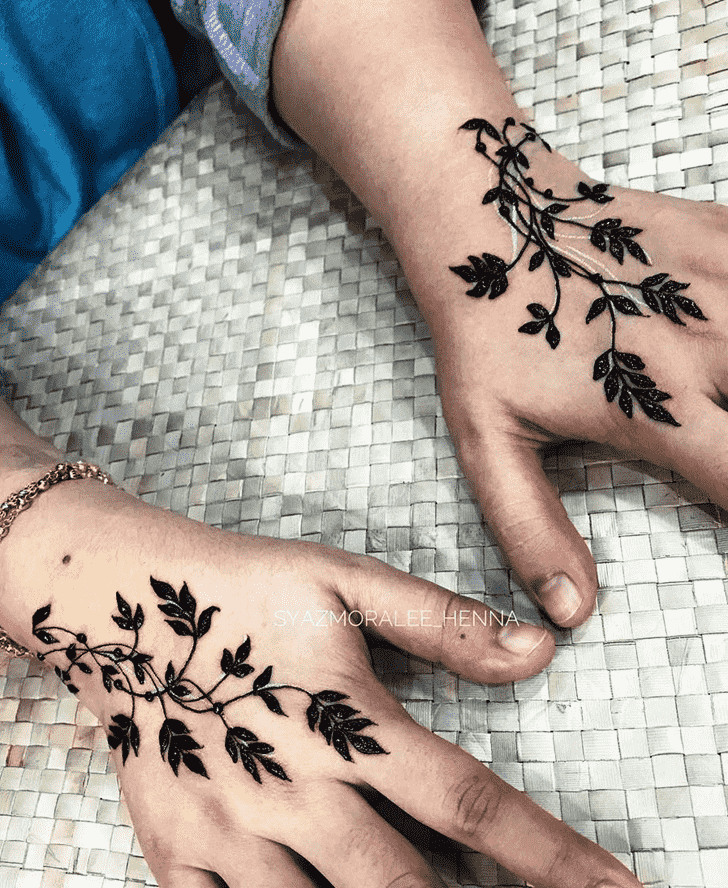 Marvelous Surat Henna Design