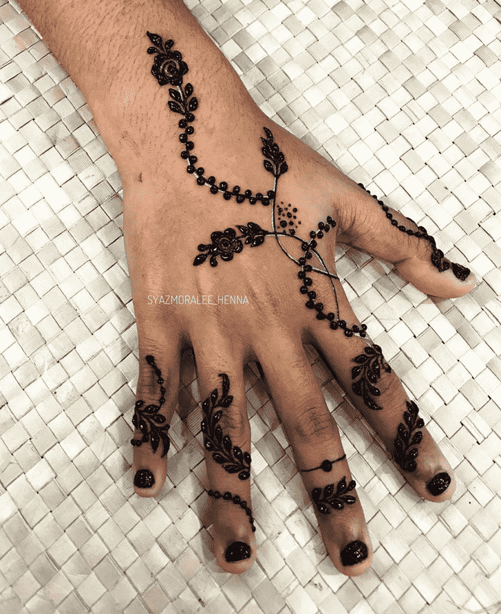 Refined Surat Henna Design
