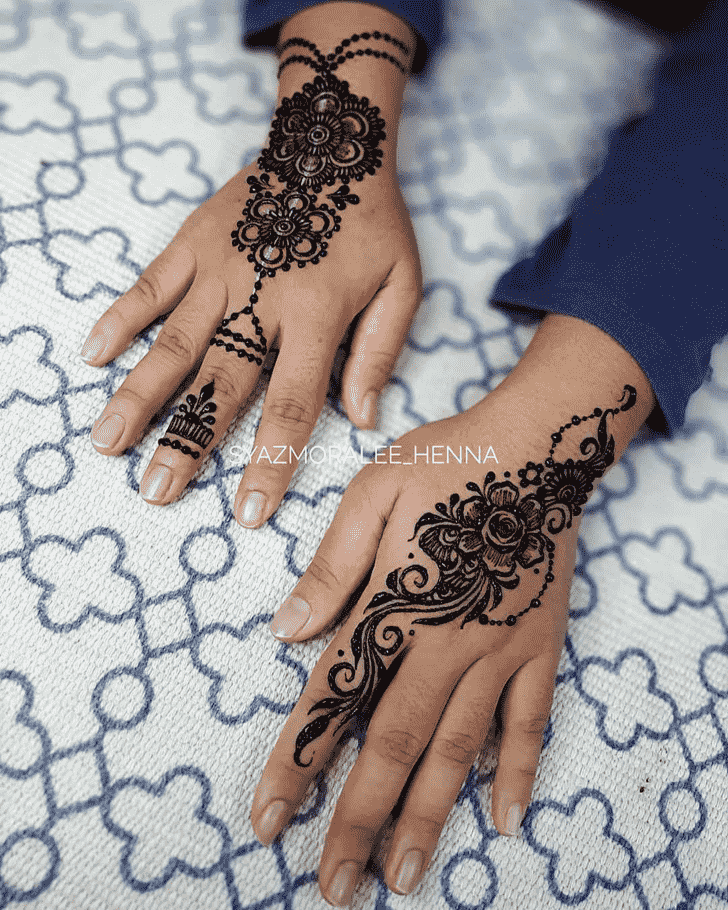 Stunning Surat Henna Design
