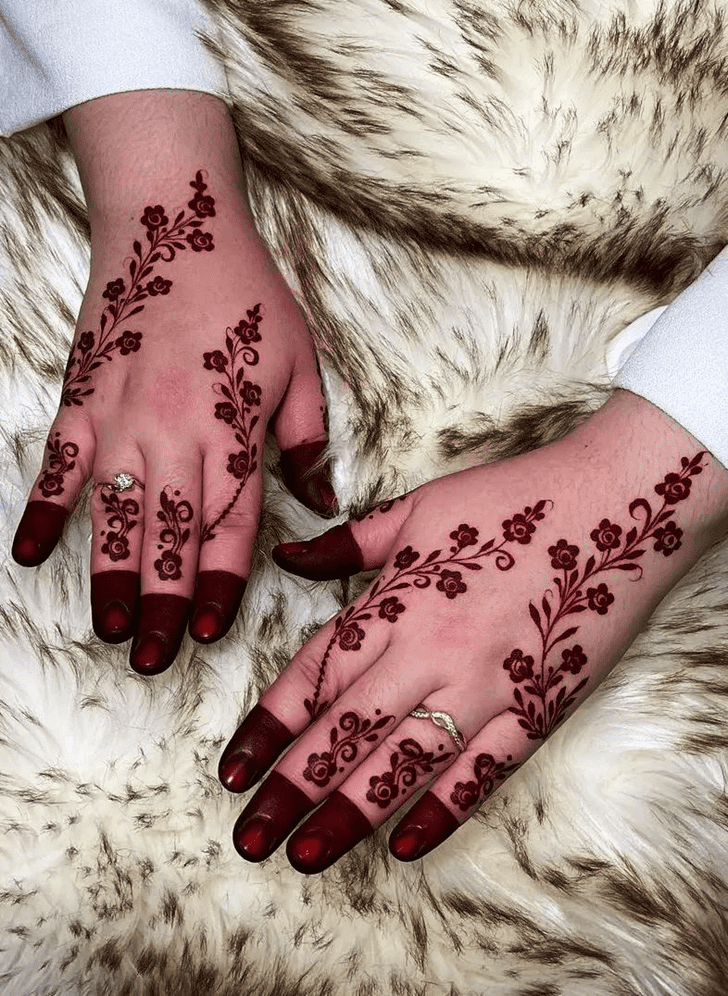 Enticing Sweden Henna Design