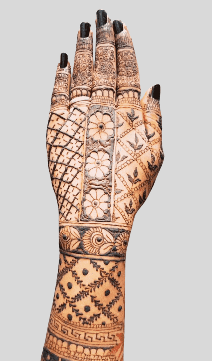Beauteous Switzerland Henna Design
