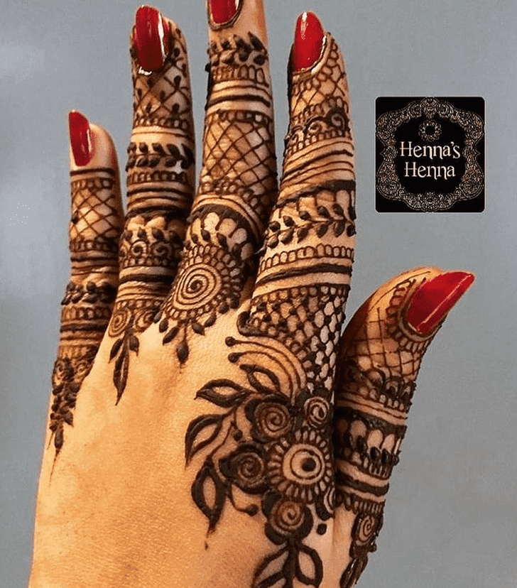 Angelic Teej Henna Design on Both Hand