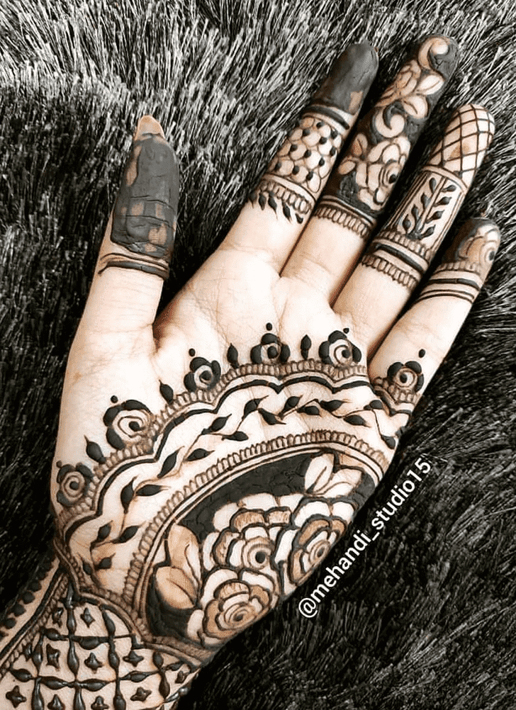 Excellent Teej Henna Design on Back Hand