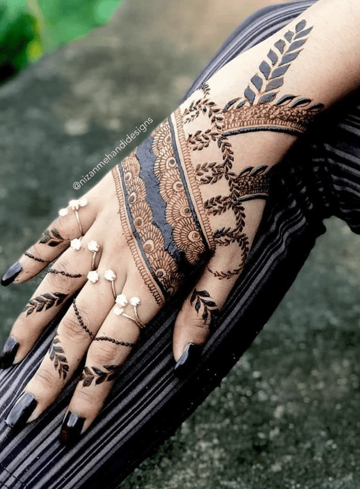 Exquisite Teej Henna Design on Both Hand