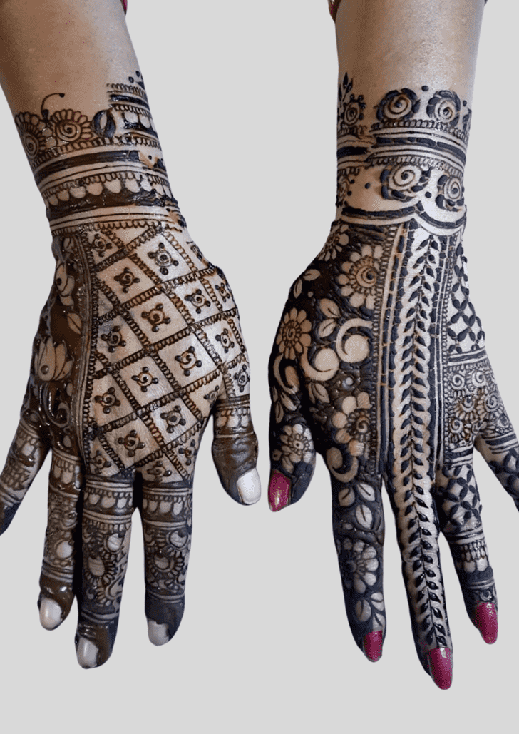 Refined Teej Special Henna Design