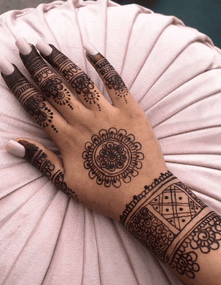 Exquisite Texas Henna Design