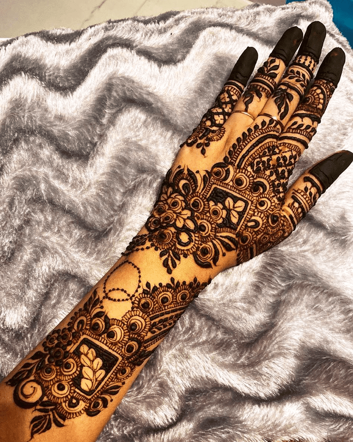 Magnificent Texas Henna Design