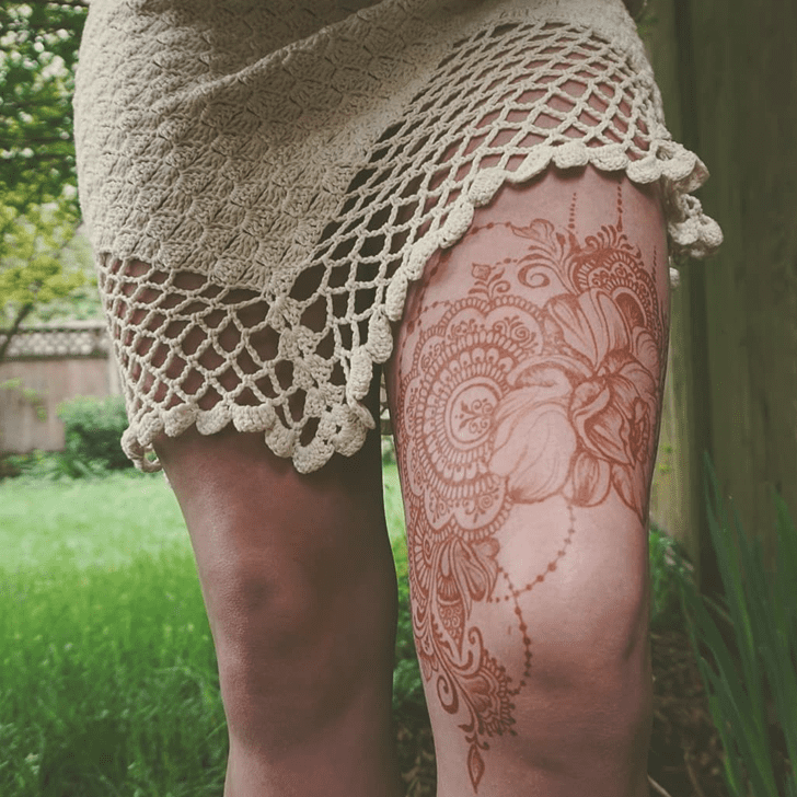 Sublime Thigh Henna Design