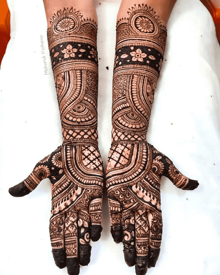 Ideal Thiruvananthapuram Henna Design