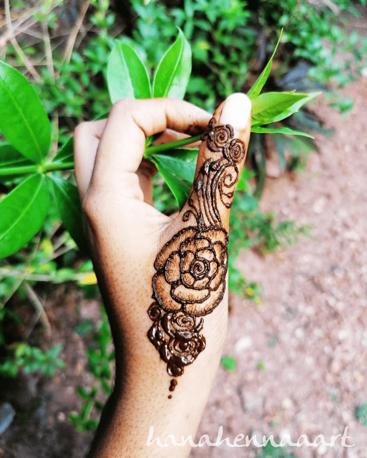 Superb Thumb Henna Design